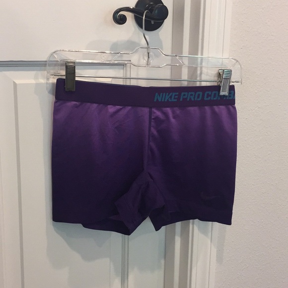 Nike Pants - Nike pro Combat compression shorts